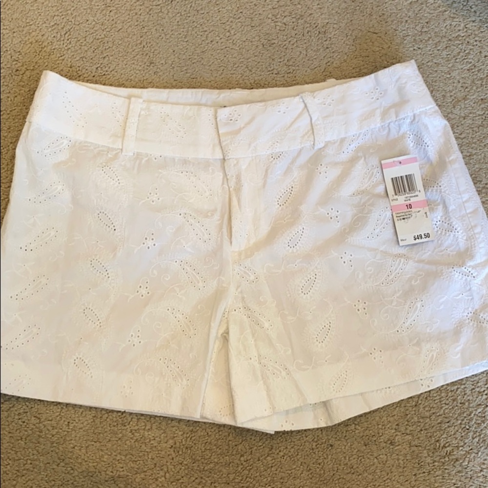 INC International Concepts white paisley shorts 10